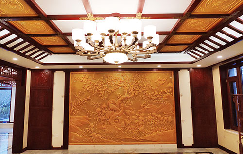莫力达瓦中式别墅客厅中式木作横梁吊顶装饰展示